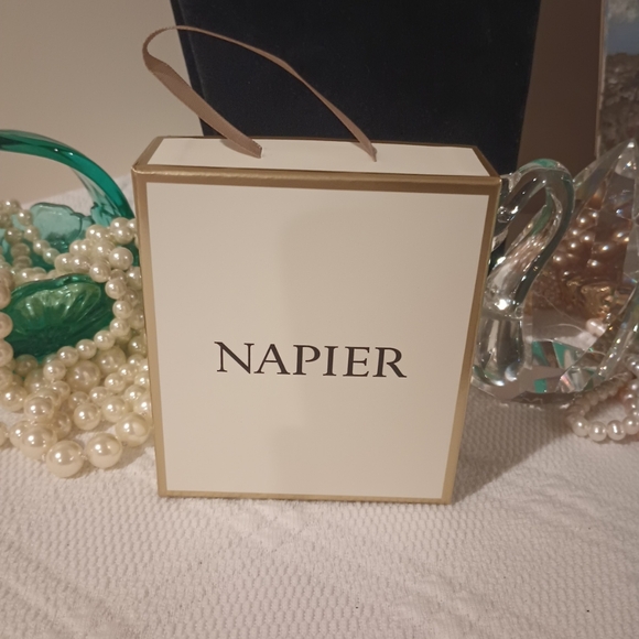 Napier Black Cat Brooch 🐈⬛ Halloween Pin - Picture 8 of 14